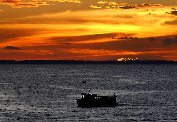 Amazonas, Cristi찼n Carvallo 