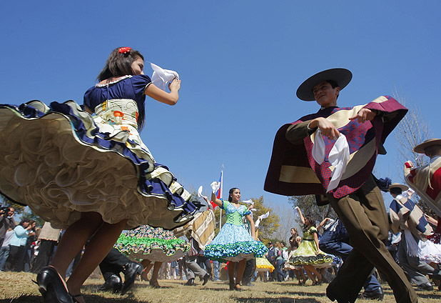 Se dio inicio a las diferentes fiestas dieciocheras 