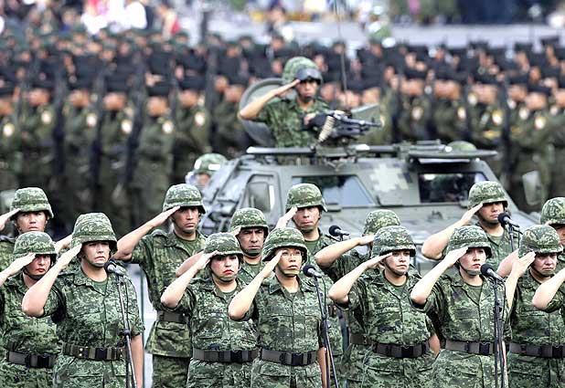 Desfile militar en Mexico 