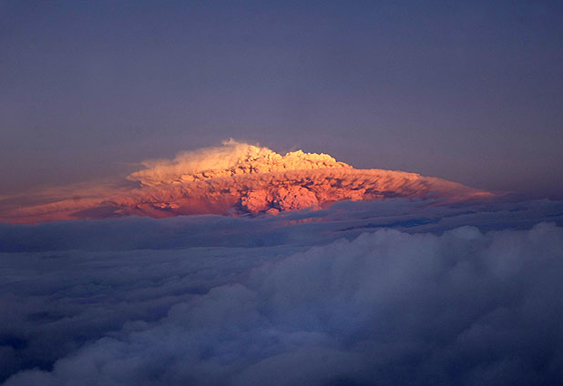 Erupción en el complejo volcánico Puyehue 