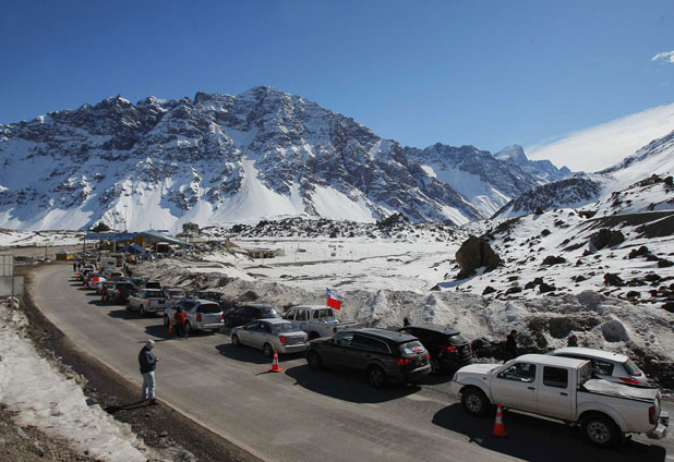 La "Marea Roja" cruzó la cordillera 