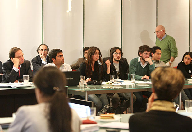 Maratónica jornada de estudiantes ante Comisión de Educación del Senado 