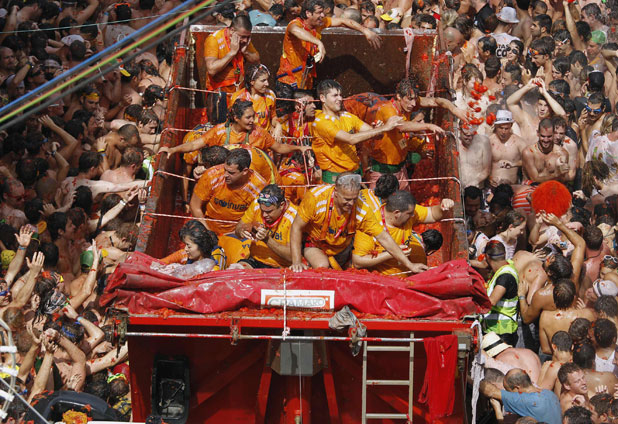 Comenzó la Tomatina 2011 