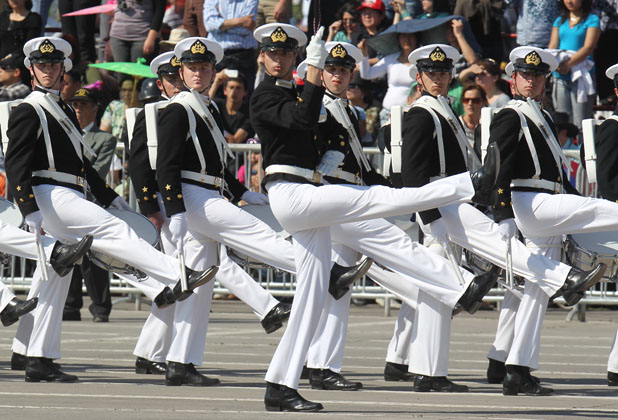 Piñera encabeza la Gran Parada Militar 